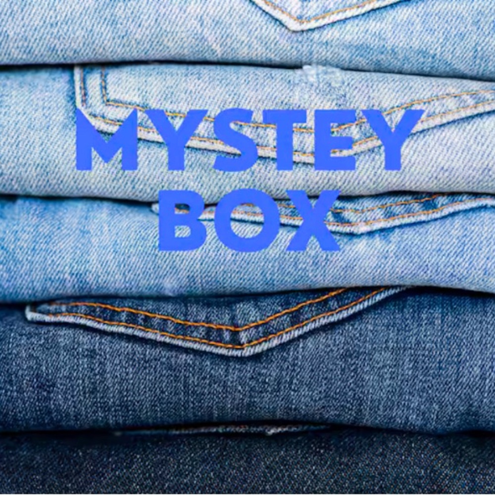 Mystery box of girls 10/12 jeans!